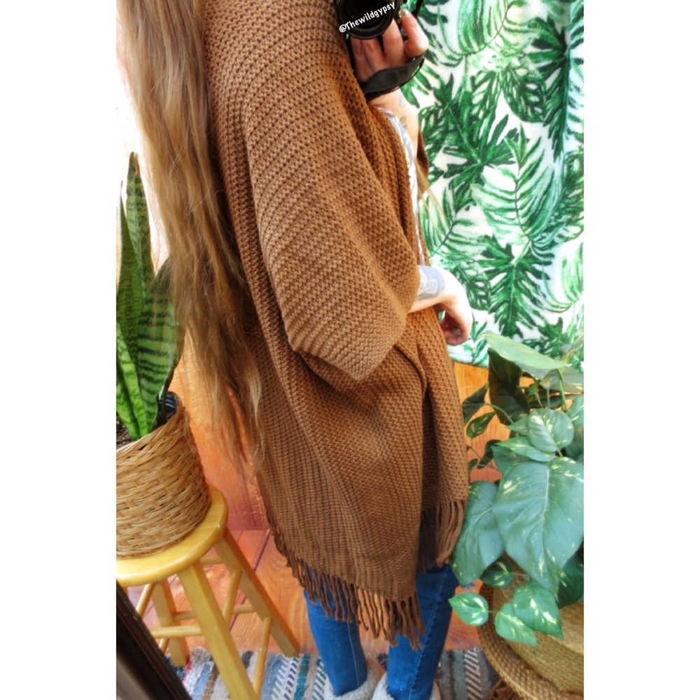 NEW Steve Madden mocha brown fringe cardigan ✨ - Picture 4 of 7